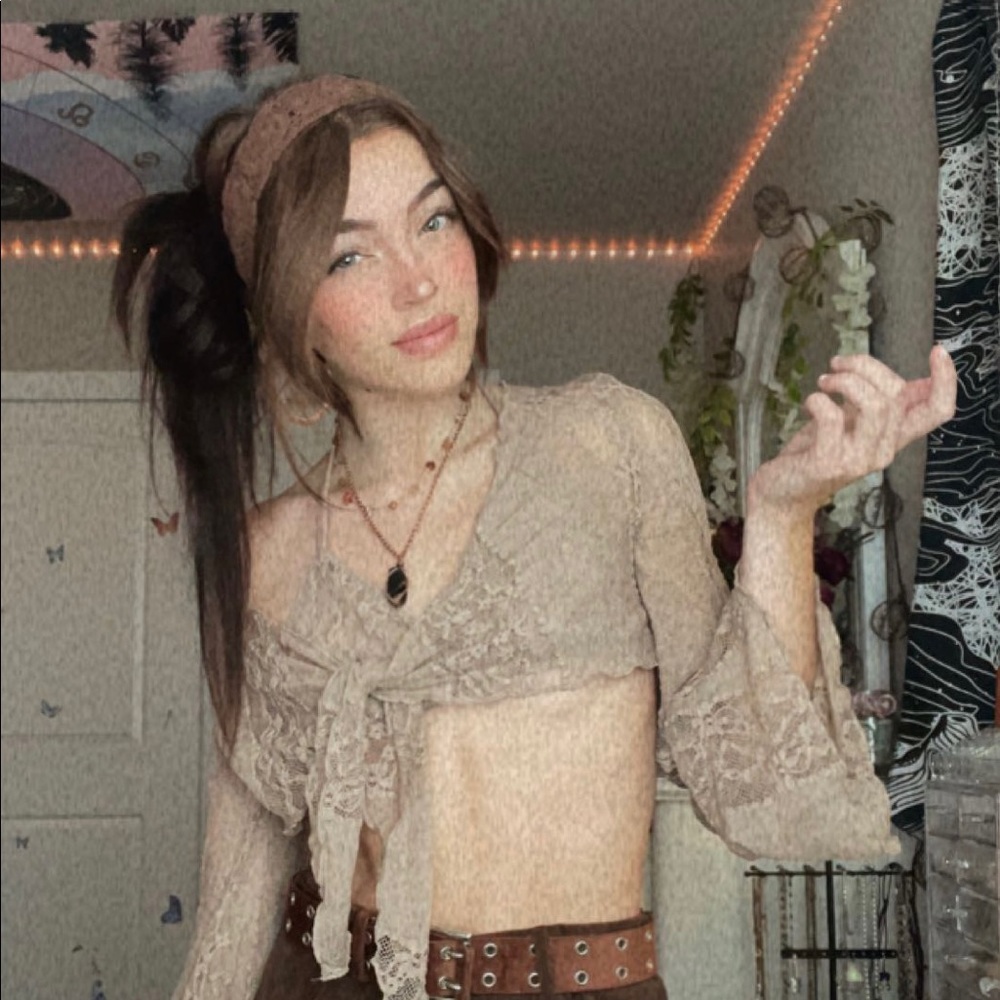 Meet your Posher, Kaitlyn